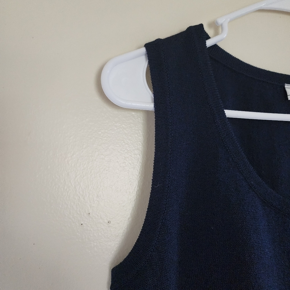 St. John Sport Navy Blue Knit Sleeveless Shell Top Tank Made in USA Size Small - Picture 6 of 9